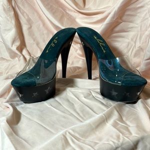 NWT Ellie 6” heels style 609-starred